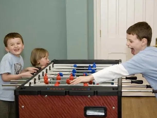 惠特比国际青年旅舍 *