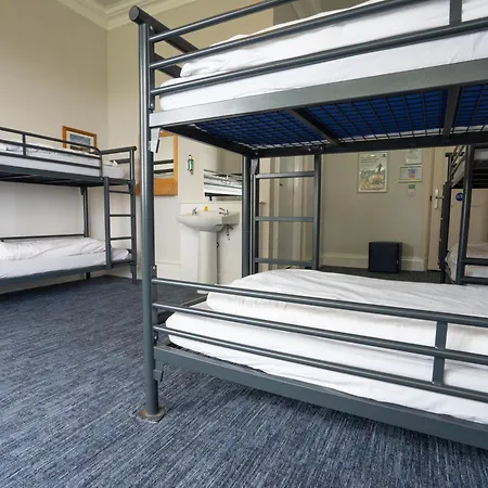 Yha Hostel Γουίτμπι