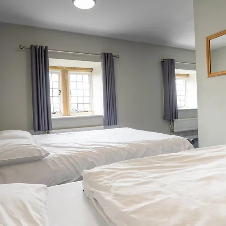 Hostal Yha *