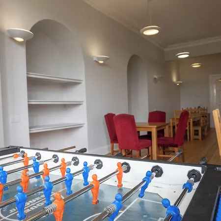 Yha Hostel *