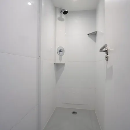 Hostel Yha Γουίτμπι